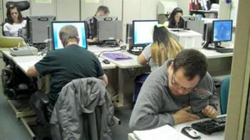 students working in computer lab